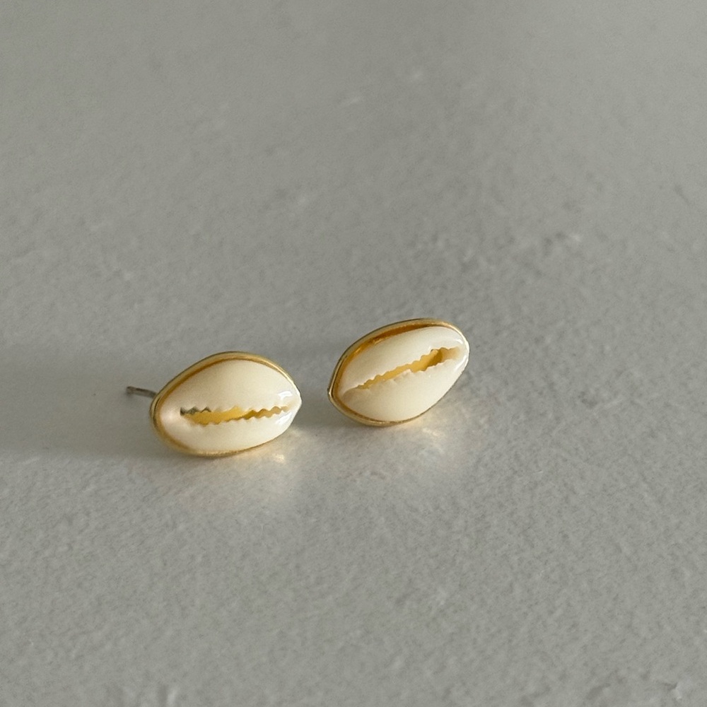 Pura Vida She’ll Earrings